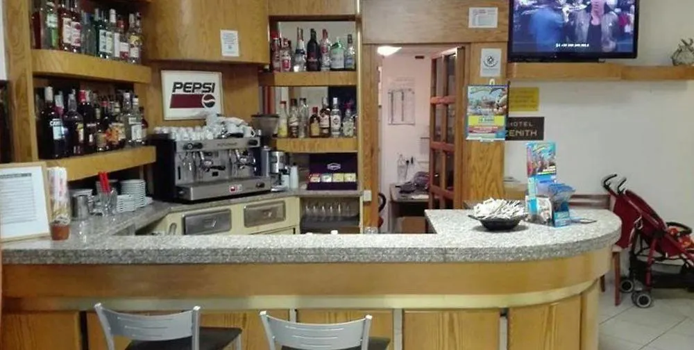 Hotel Zenith